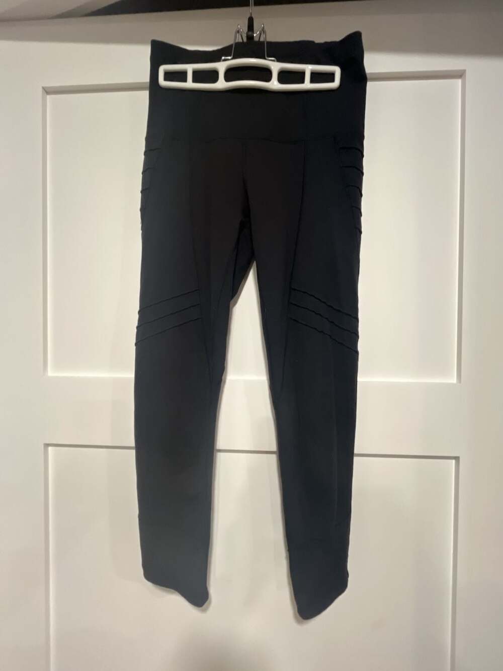 Oiselle Women's Black Leggings with Zip Waist Pocket and moto detailing